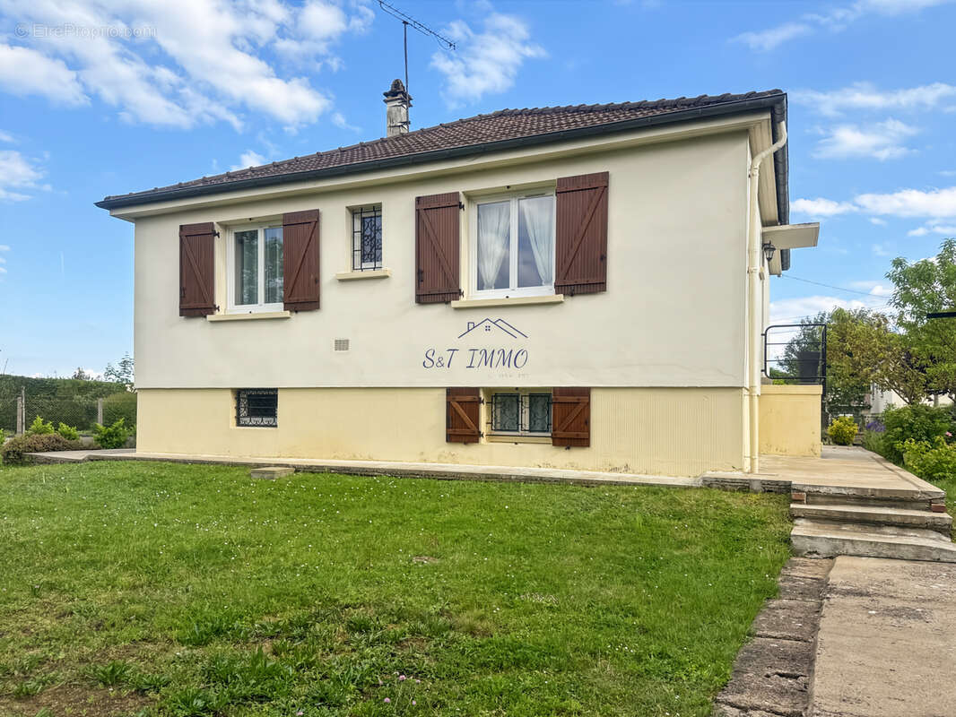 Maison à SAINT-VRAIN