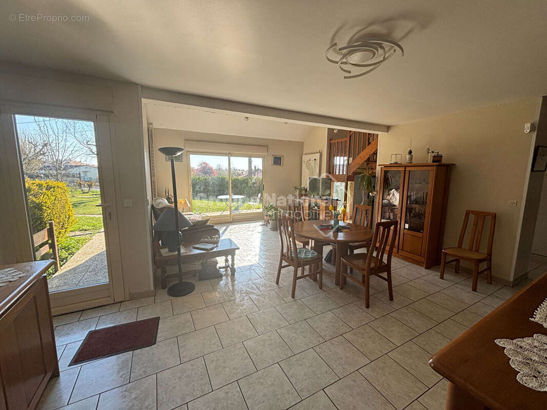 Maison à VILLERS-COTTERETS