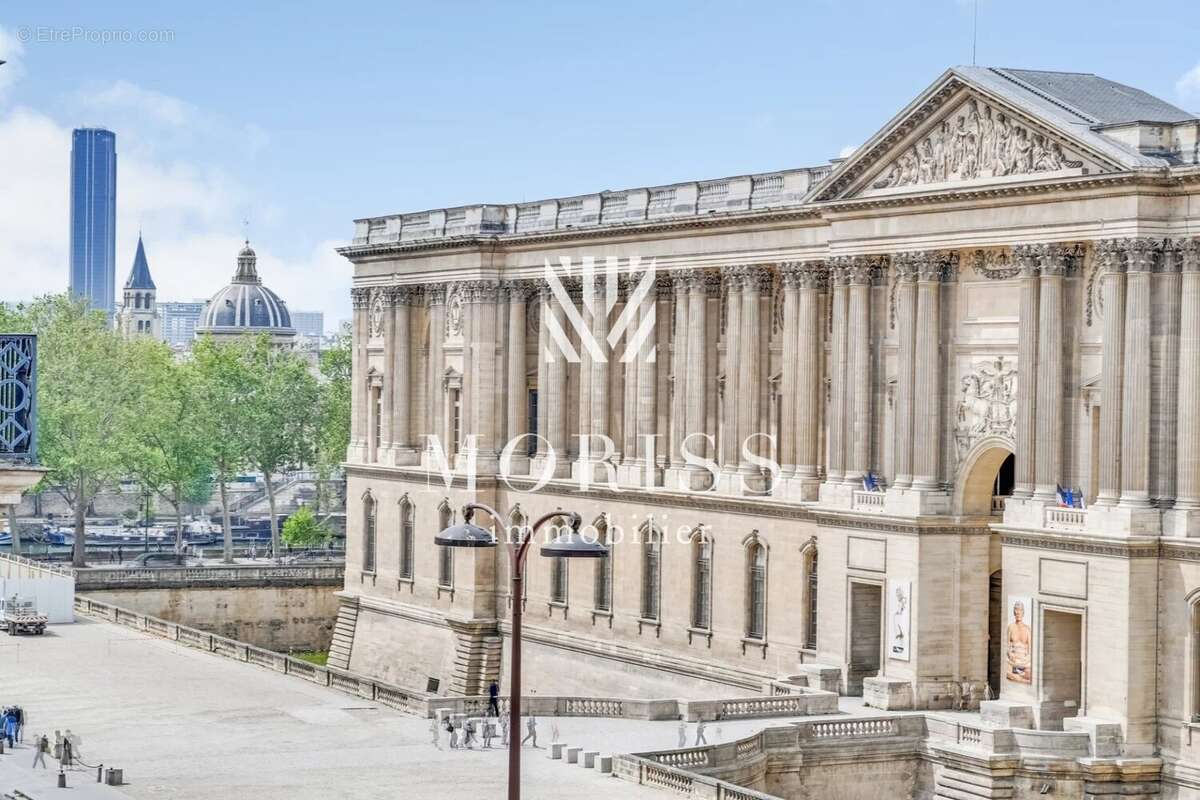Appartement à PARIS-1E
