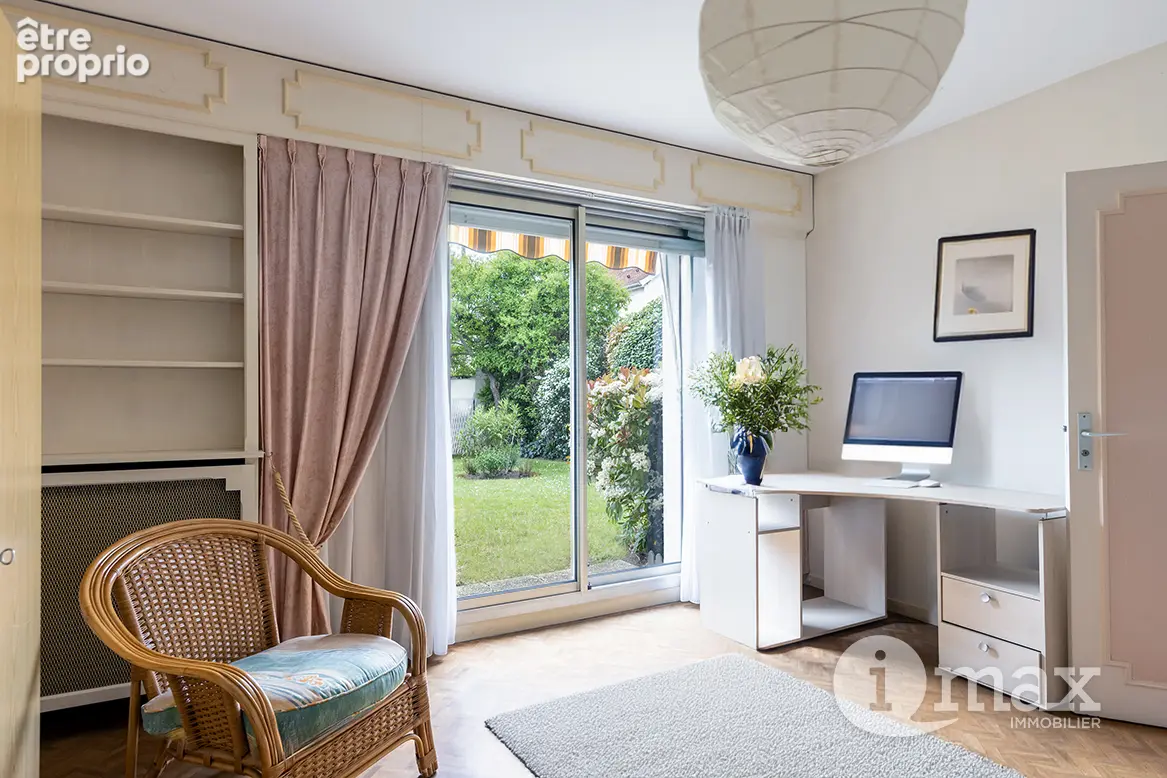 Bois-colombes bruyères - appartement familial 4 p. rdj -  775 000  fai - photo 9