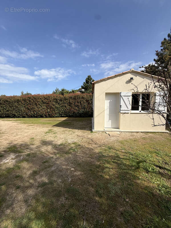 VILLA plain pied  T4 + T2 et annexe à 10 min de CALVI - photo 21