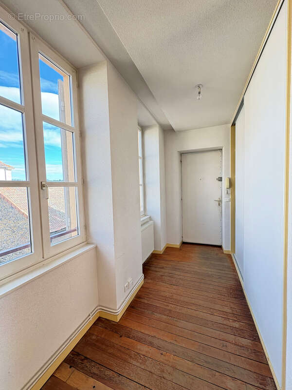 Appartement à CHARLIEU