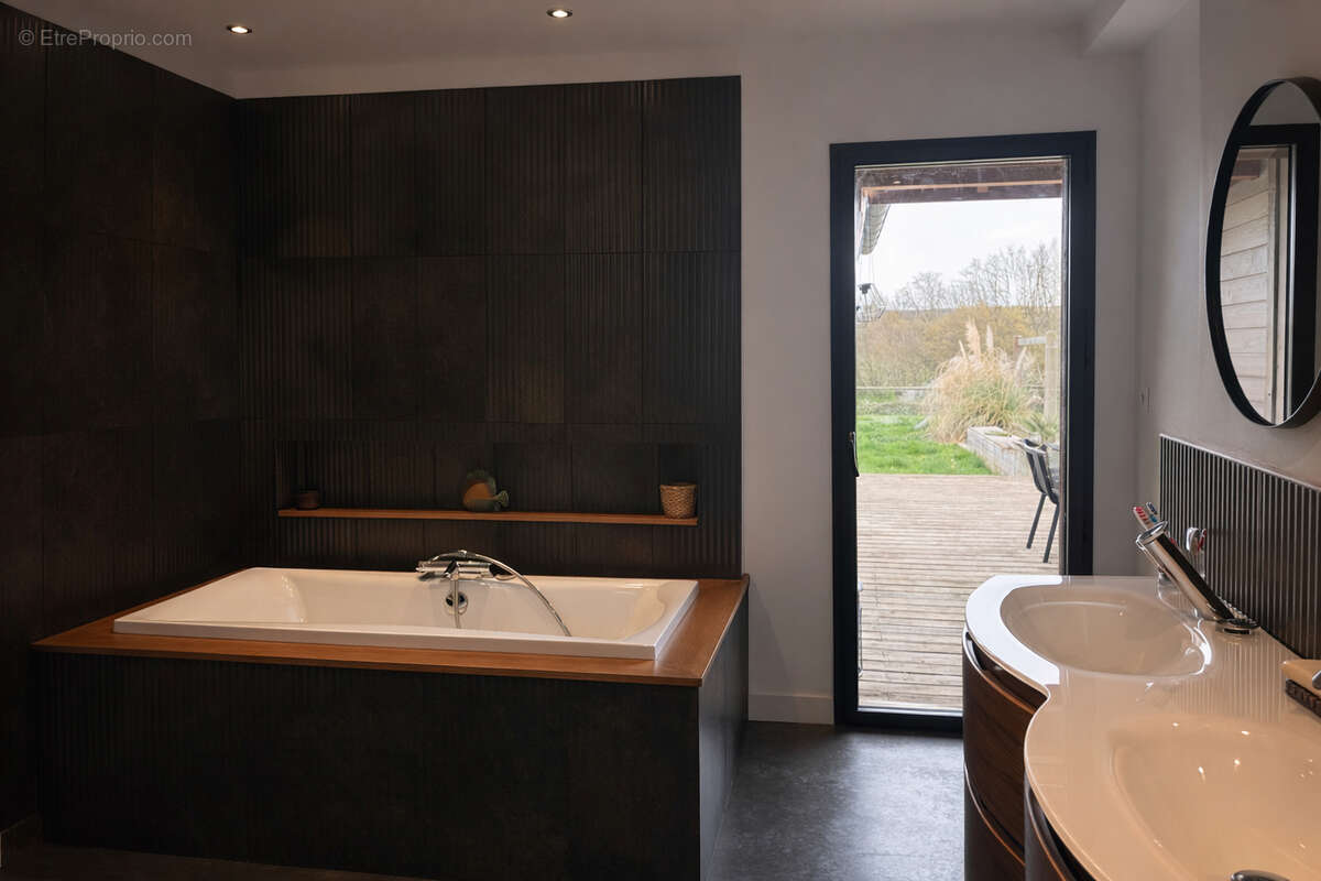 Maison à SENNECEY-LE-GRAND