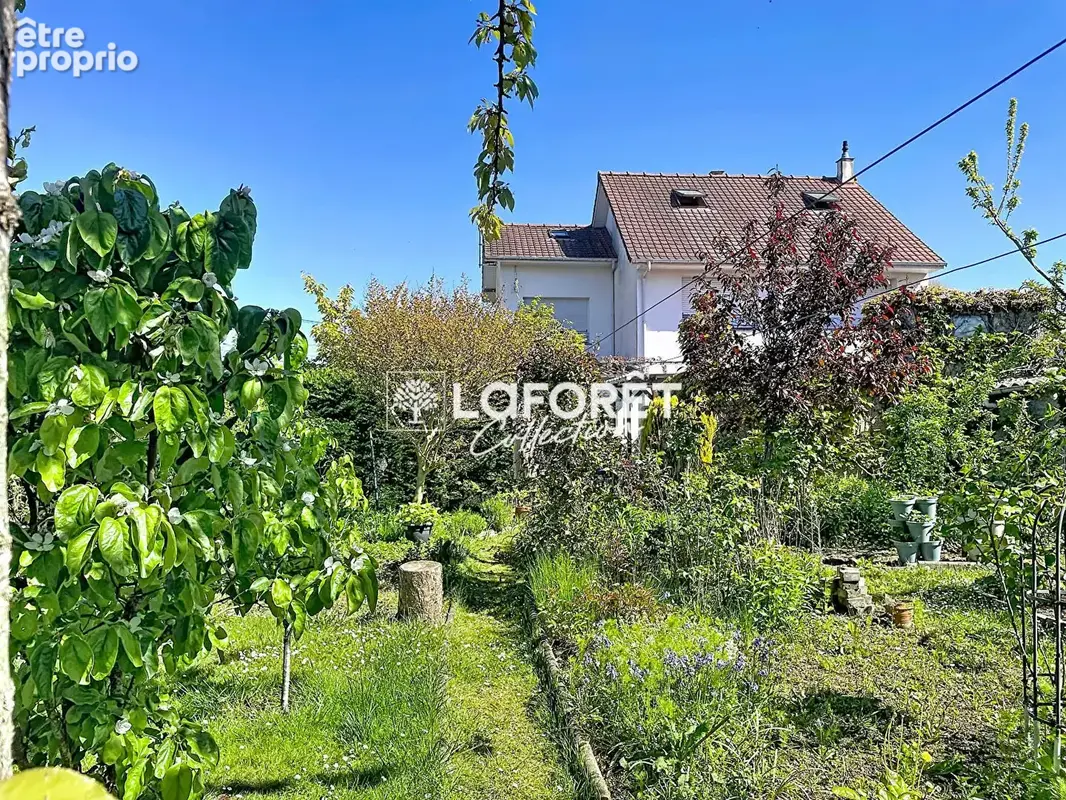 Maison 6 pièces de 140m²  à Cucq - photo 2
