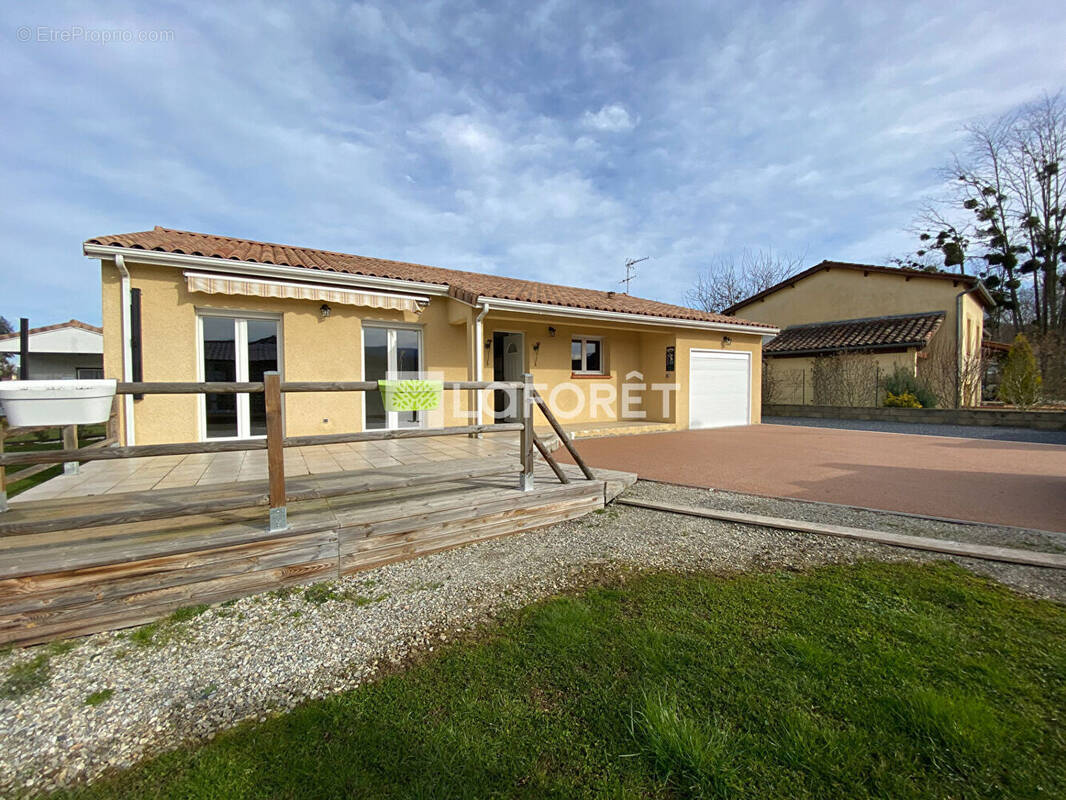 Maison à SAINT-JEAN-DE-VERGES