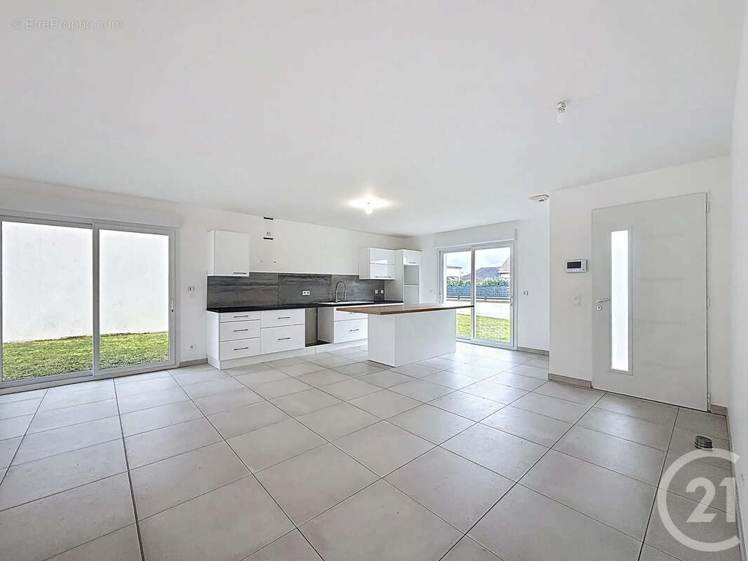 Maison à SAINT-ANDRE-LES-VERGERS