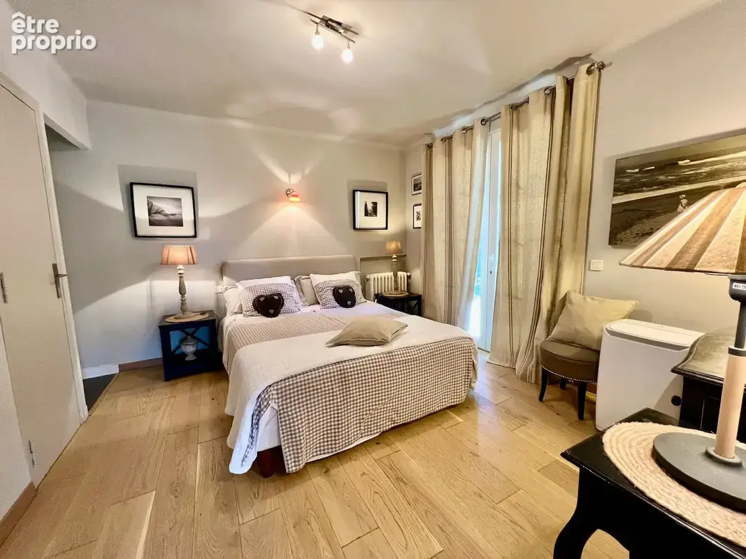 Villa moderne de 346m2 pleine de charme, au calme absolu situé à 500 mètres de Mougins - photo 19