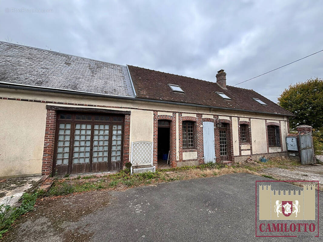 Maison à SERAZEREUX