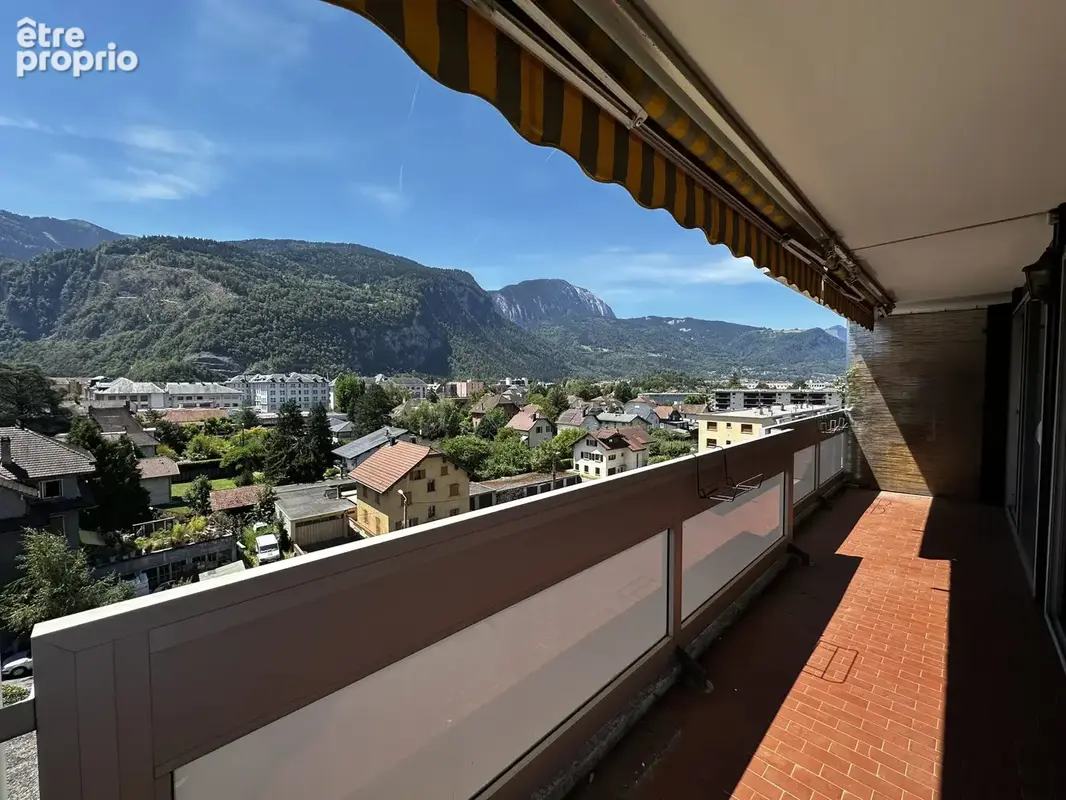 Appartement à CLUSES