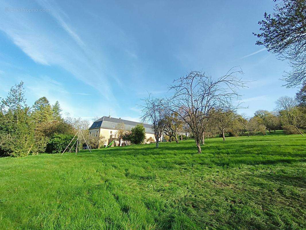 Appartement à SAINT-BENIN-D&#039;AZY