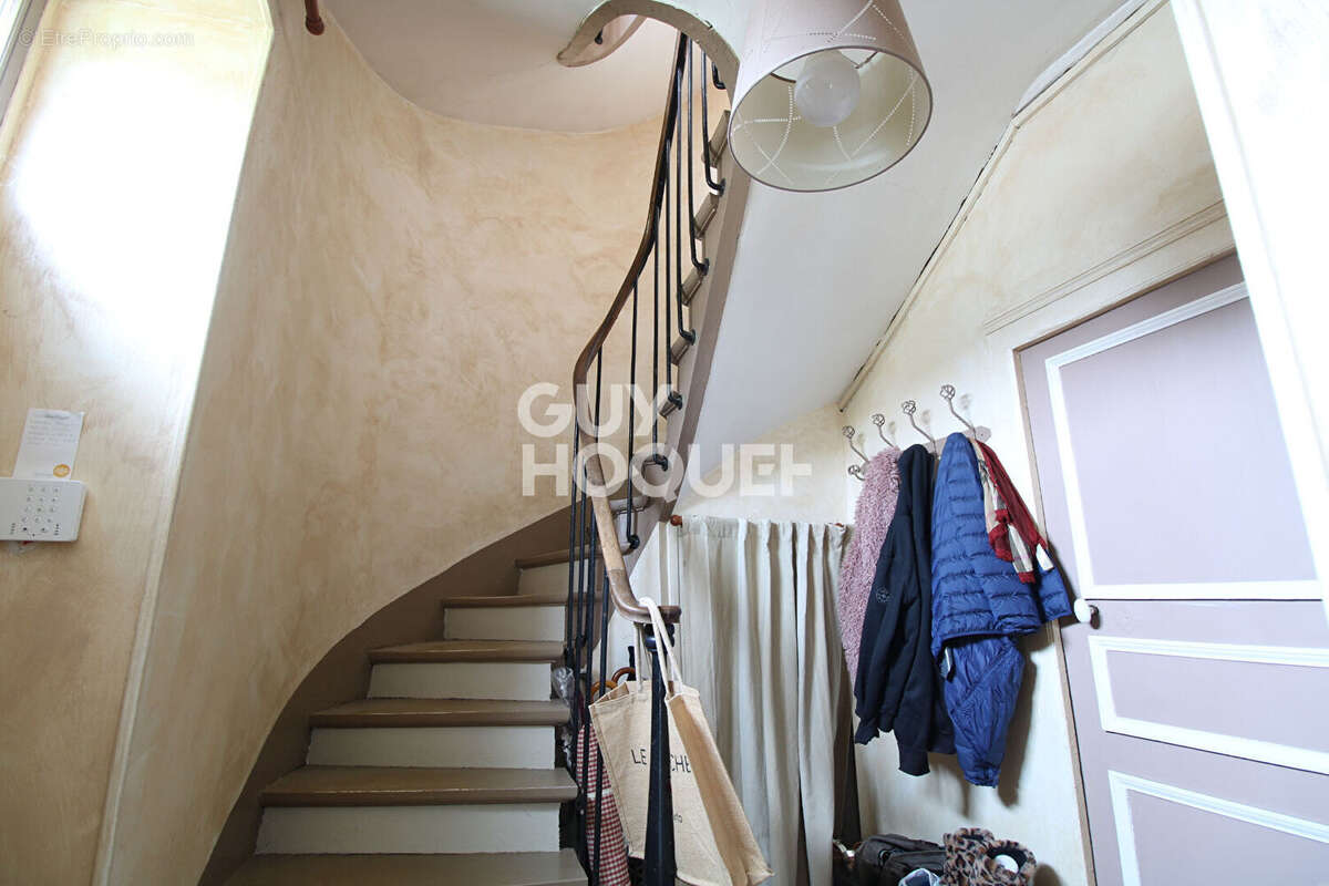 Maison à BRIE-COMTE-ROBERT