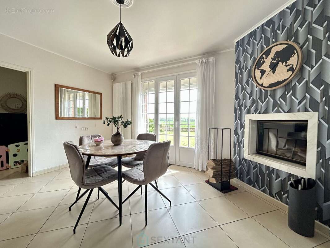 Jolie Maison de campagne individuelle avec double garage. - photo 7