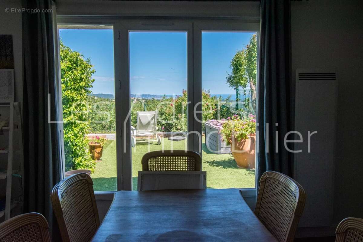 Maison à LES ADRETS-DE-L&#039;ESTEREL