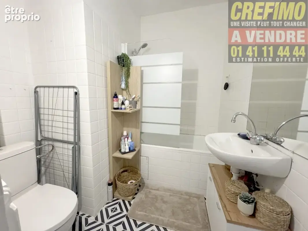 Appartement 2 pièces à vendre à Courbevoie  Un potentiel de 3 pièces sur deux niveaux ! - photo 11