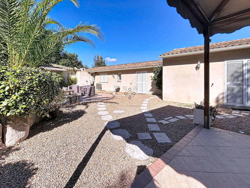 Maison à PORTO-VECCHIO