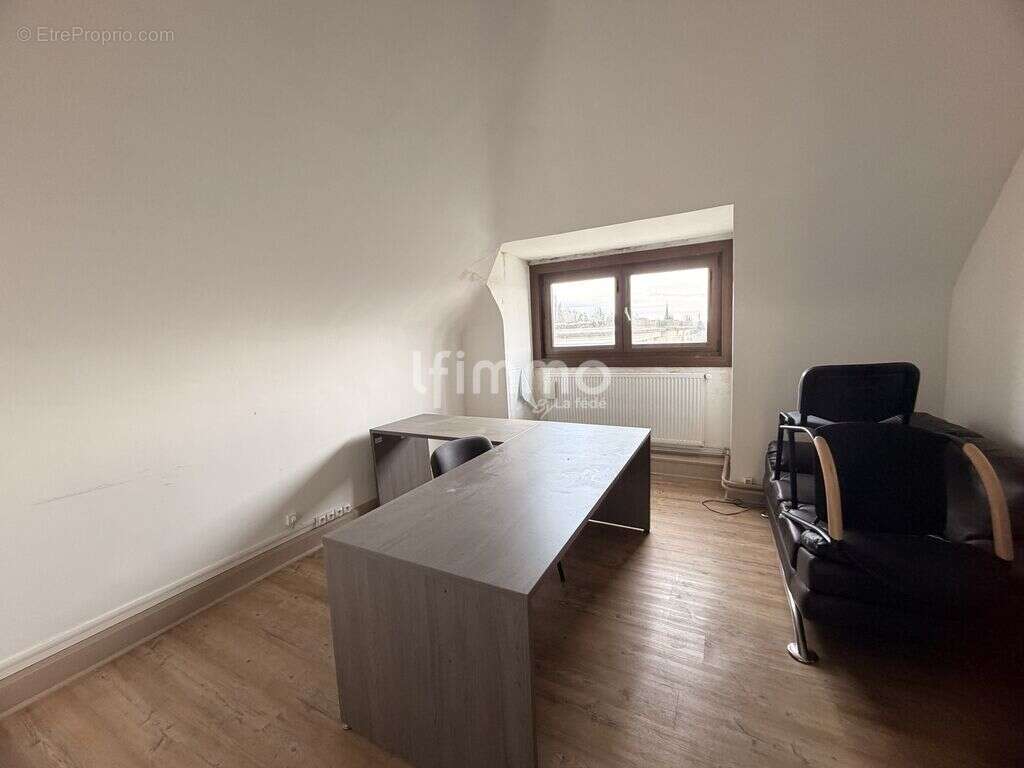 Maison de maître authentique à fort potentiel - photo 8