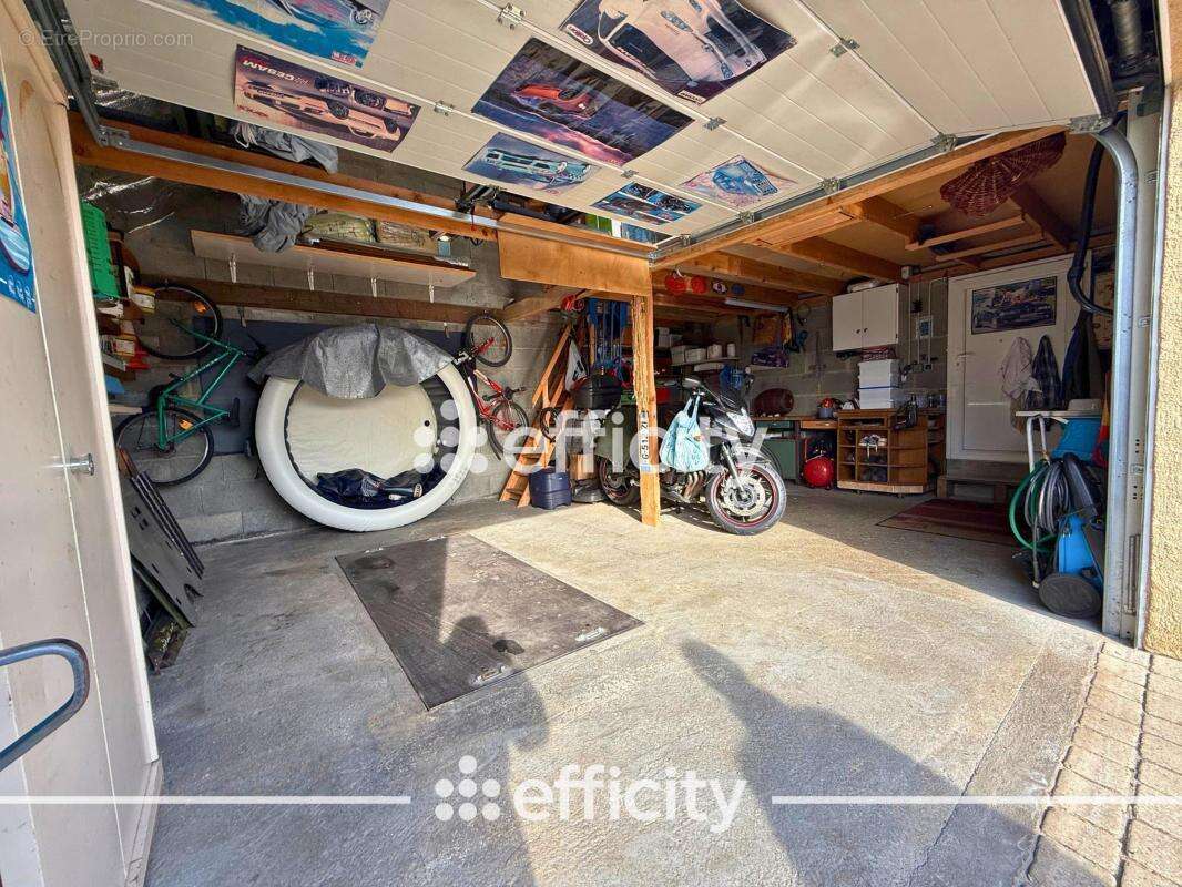 Maison à PIRE-SUR-SEICHE