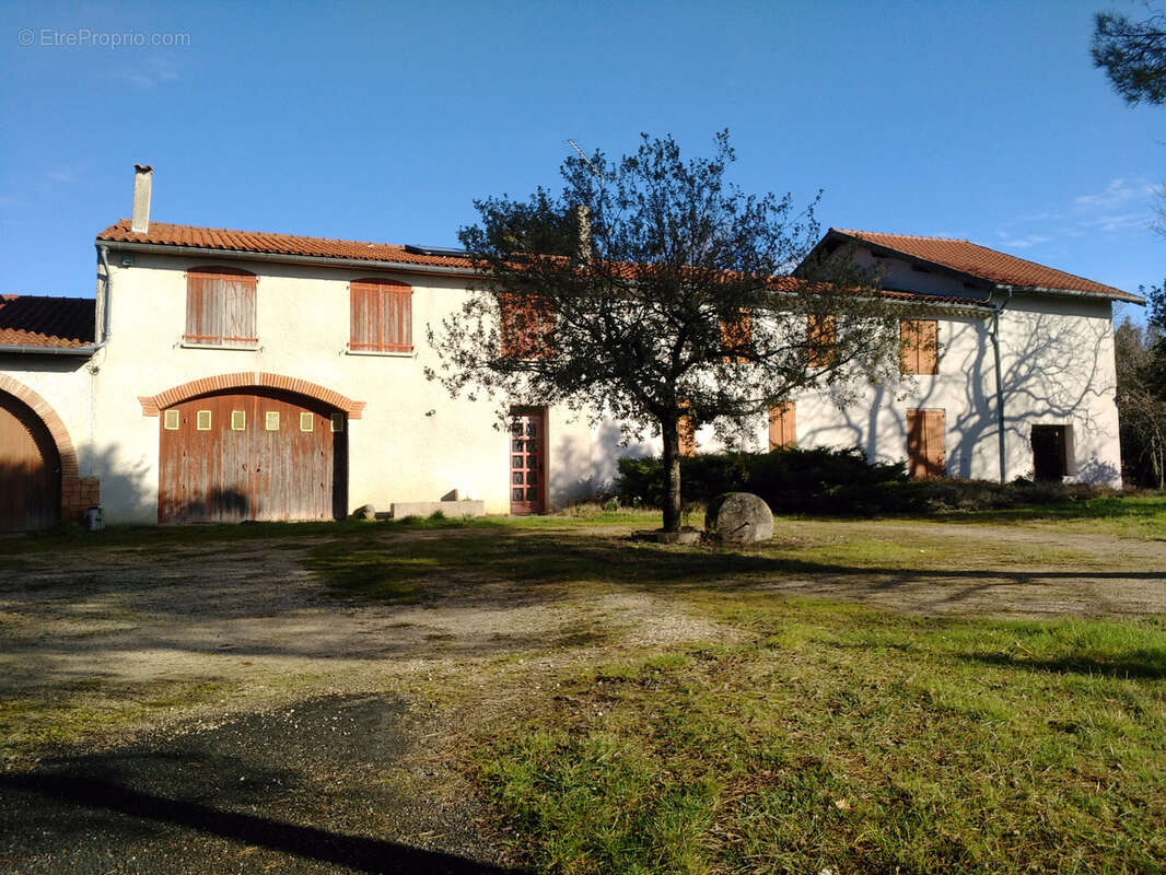 Maison à PUYLAURENS