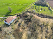 Maison à MONTMIREY-LE-CHATEAU