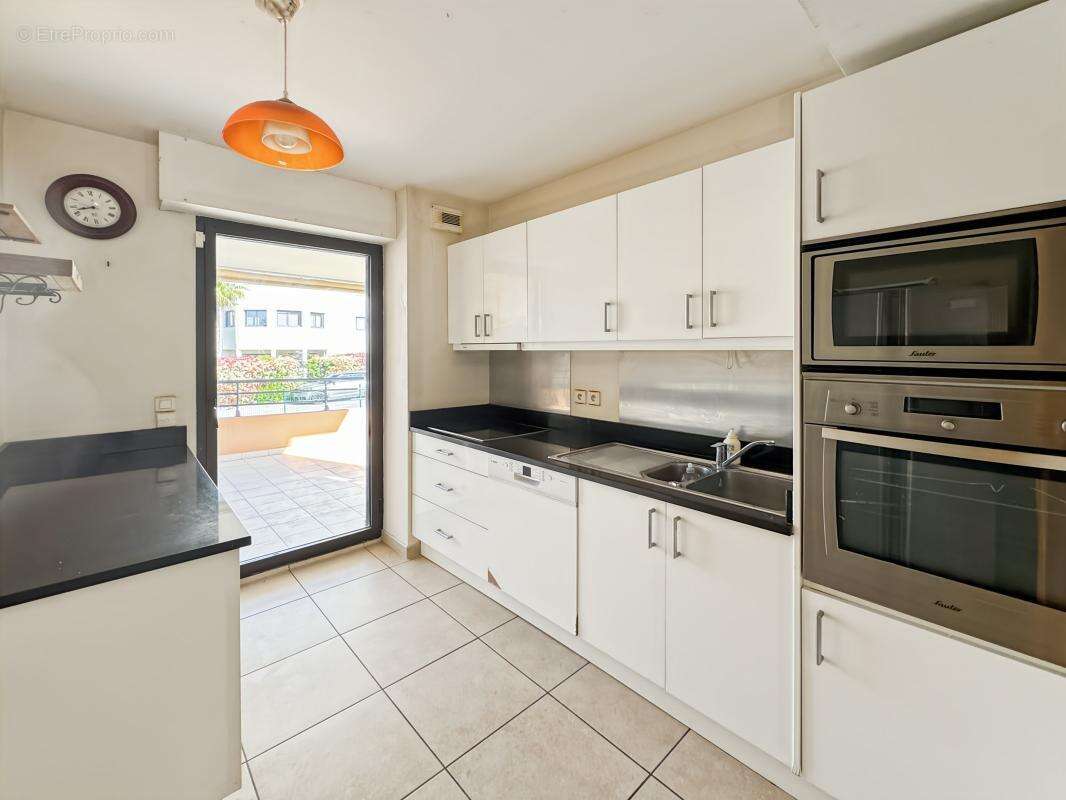 Appartement à SAINT-RAPHAEL