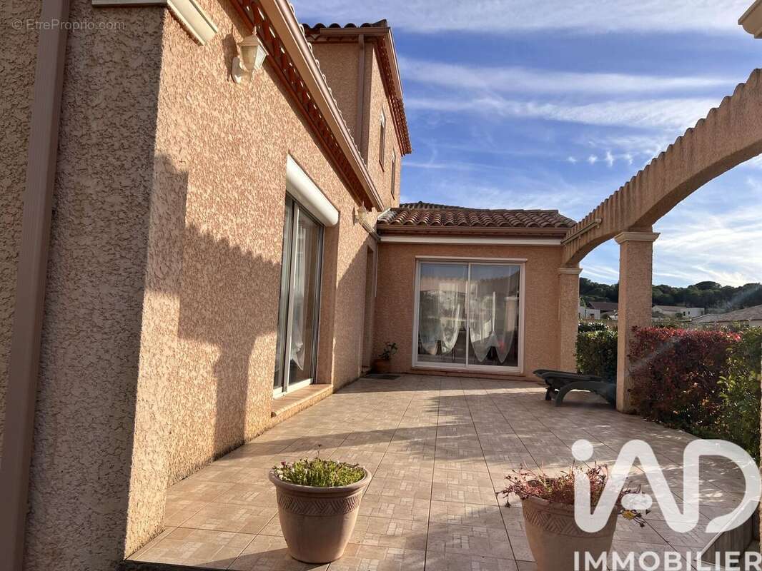 Photo 2 - Maison à BIZANET