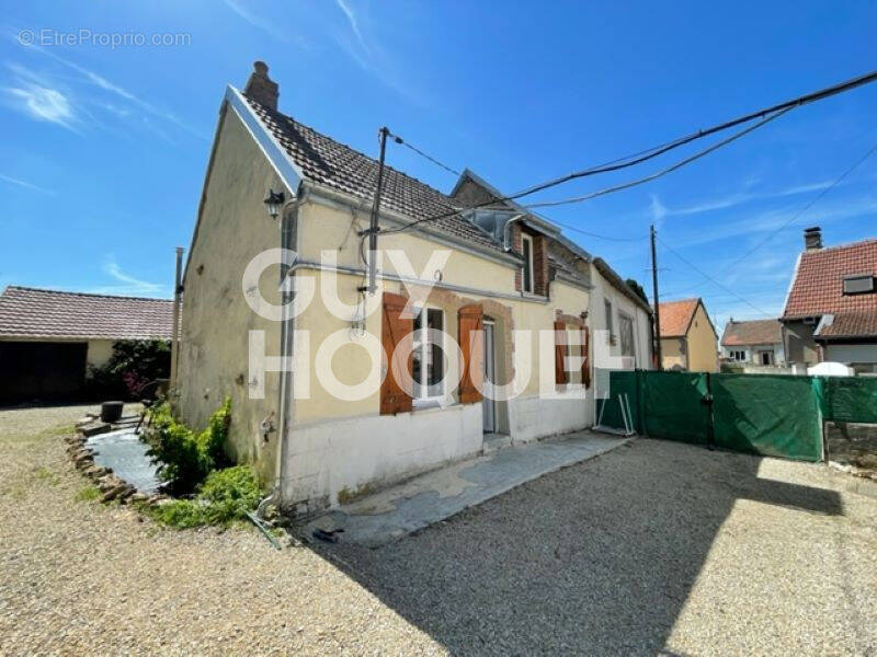 Maison à LA FORESTIERE