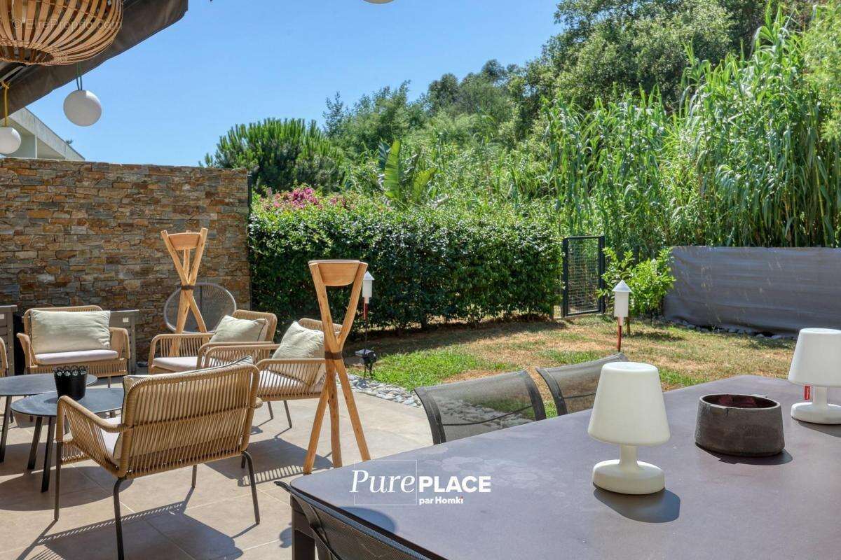 Appartement à RAYOL-CANADEL-SUR-MER