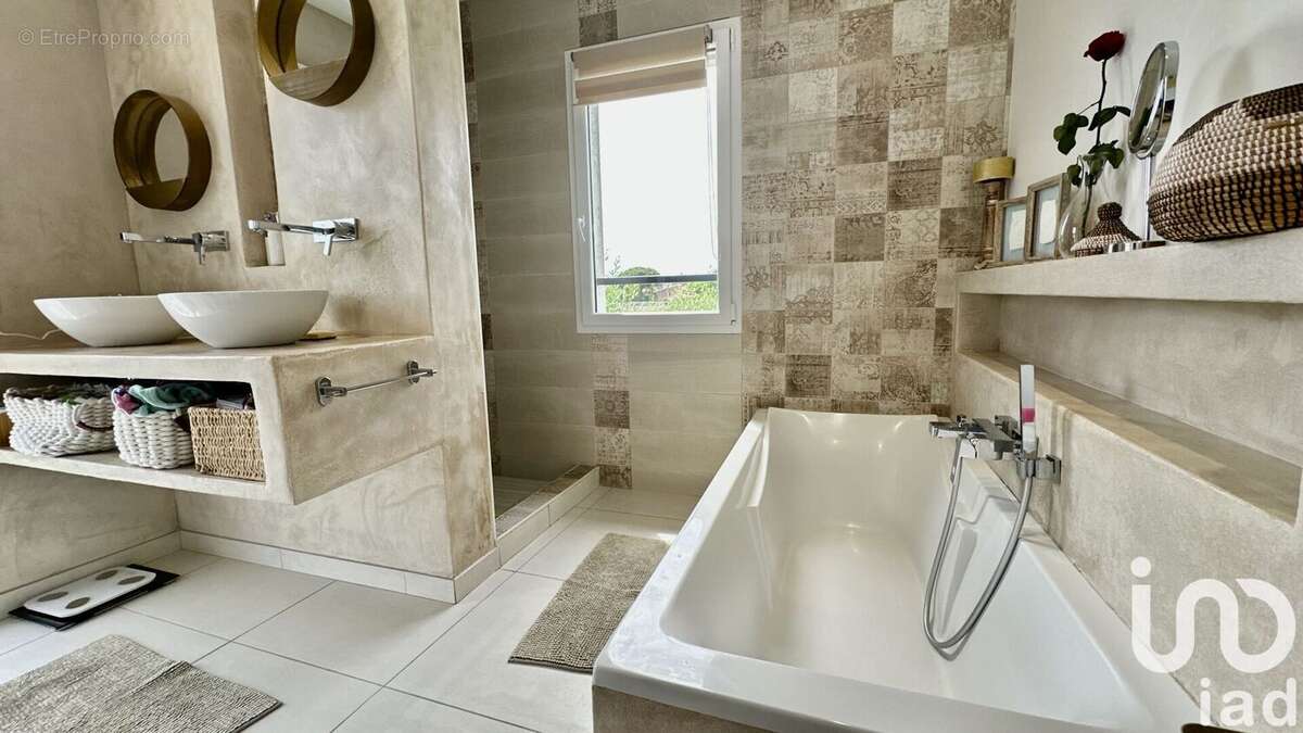 Photo 8 - Maison à FREJUS