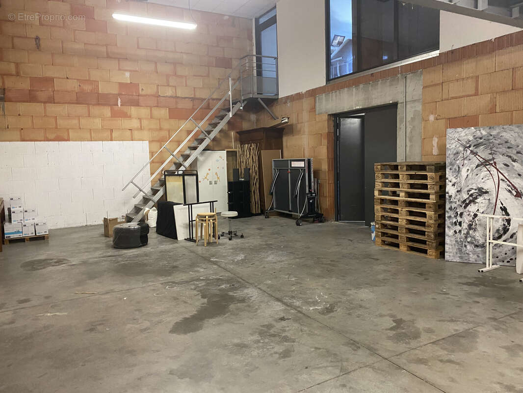 Commerce à BOURG-LES-VALENCE