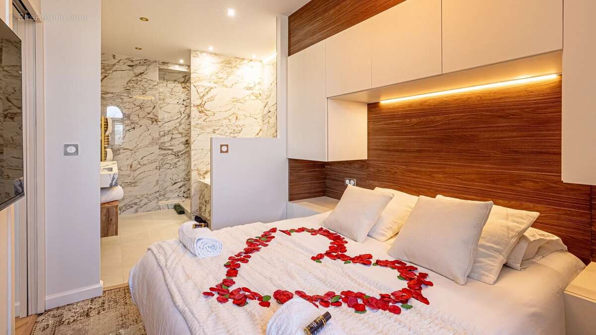 En exclusivité – Magnifique appartement T2 rénové avec prestations haut de gamme - photo 6