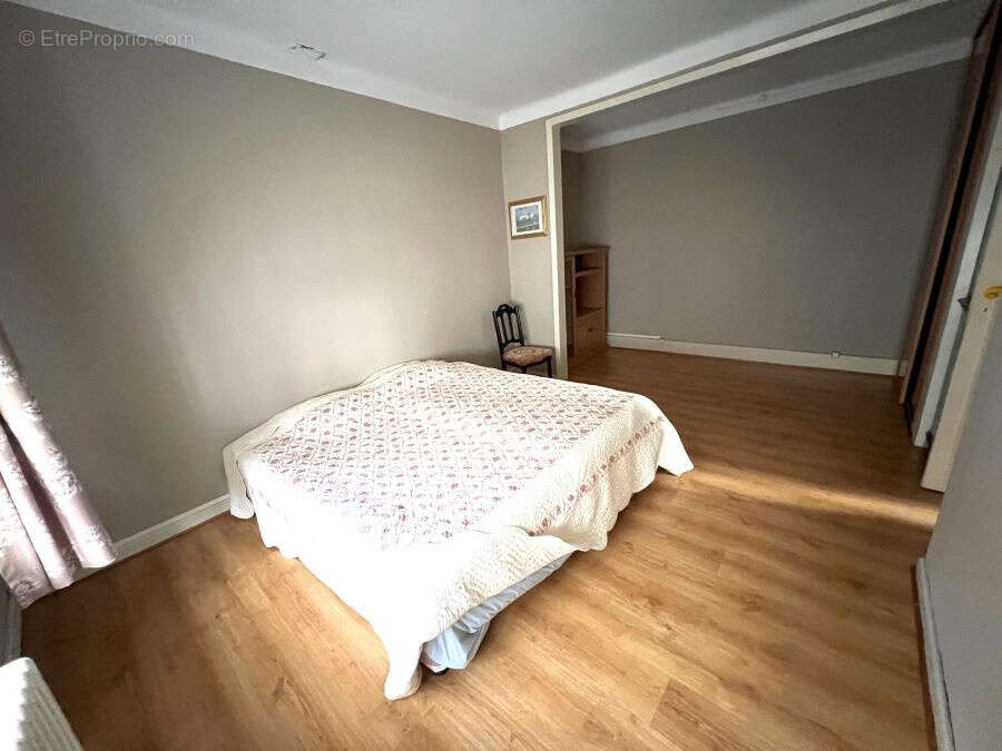 Maison à SAINT-AMAND-LES-EAUX