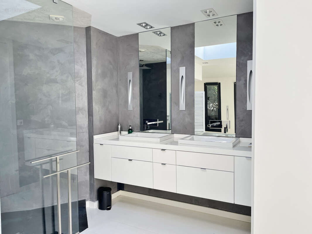 Maison à SAINT-RAPHAEL