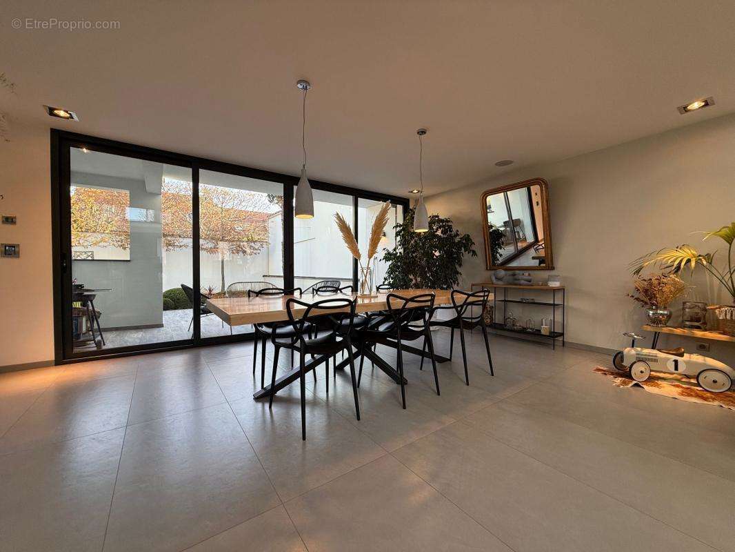 Maison à ORMESSON-SUR-MARNE