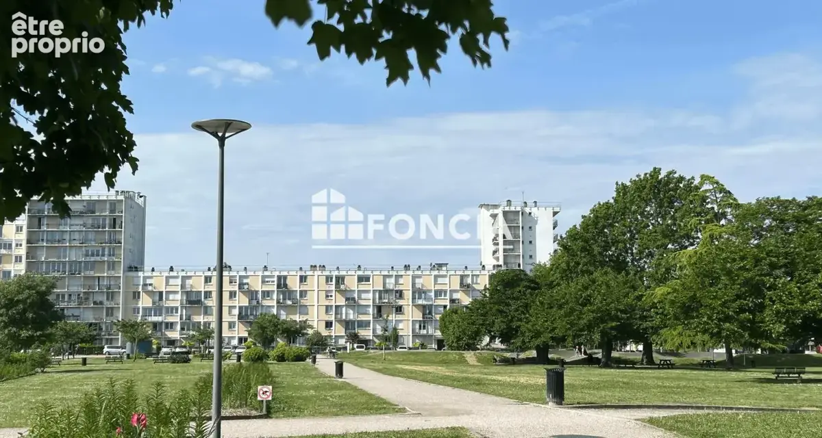 Appartement T1 en rez-de-chaussée avec cave en sous-sol - photo 1
