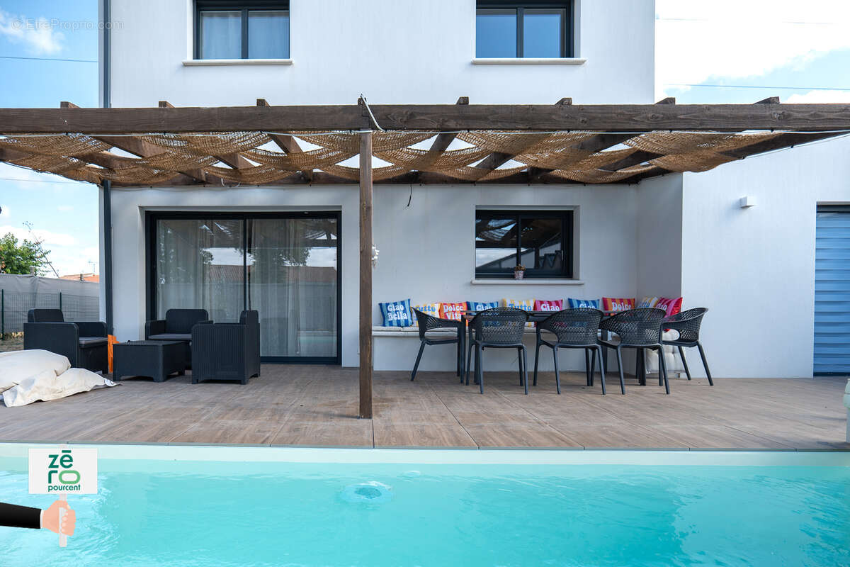 CHALLANS   Le confort du neuf… sans attendre la construction ! - photo 4