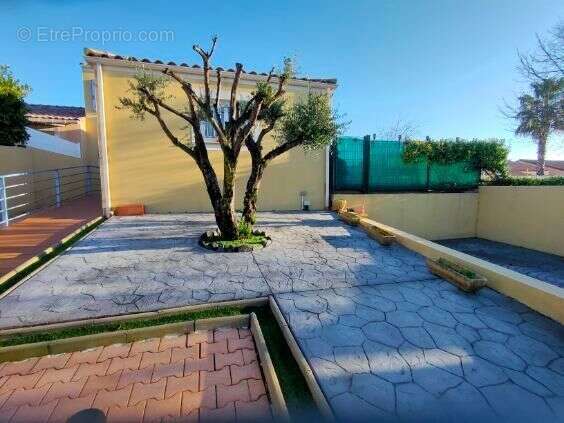 Valros - maison familiale - 6 pièces  ou opportunité activite professionnelle  / ref 15132 - photo 3