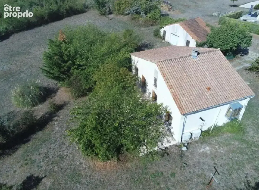 Maison 5 pièces 104 m² à vendre à Verteuil-Sur-Charente (16510) - photo 3