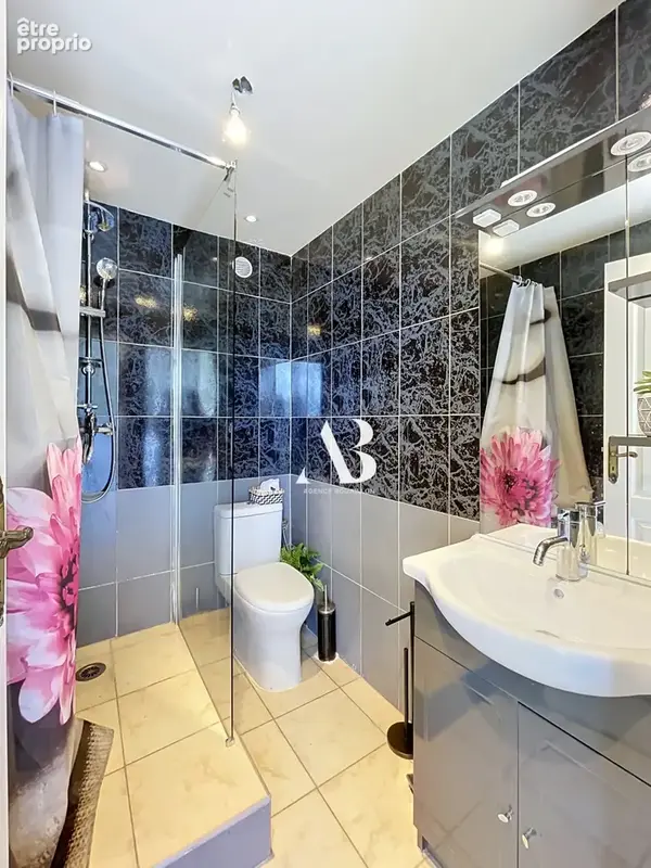 Maison familiale de 318 m2 habitables - photo 22