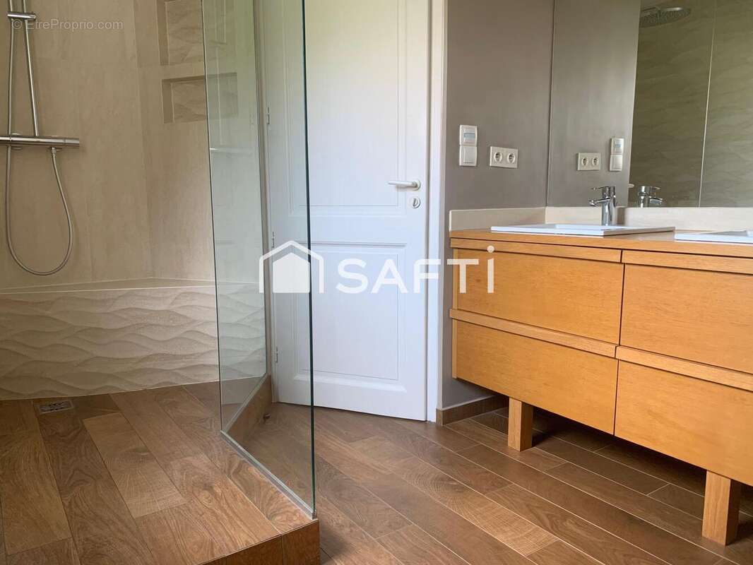 Photo 8 - Maison à FEUCHEROLLES