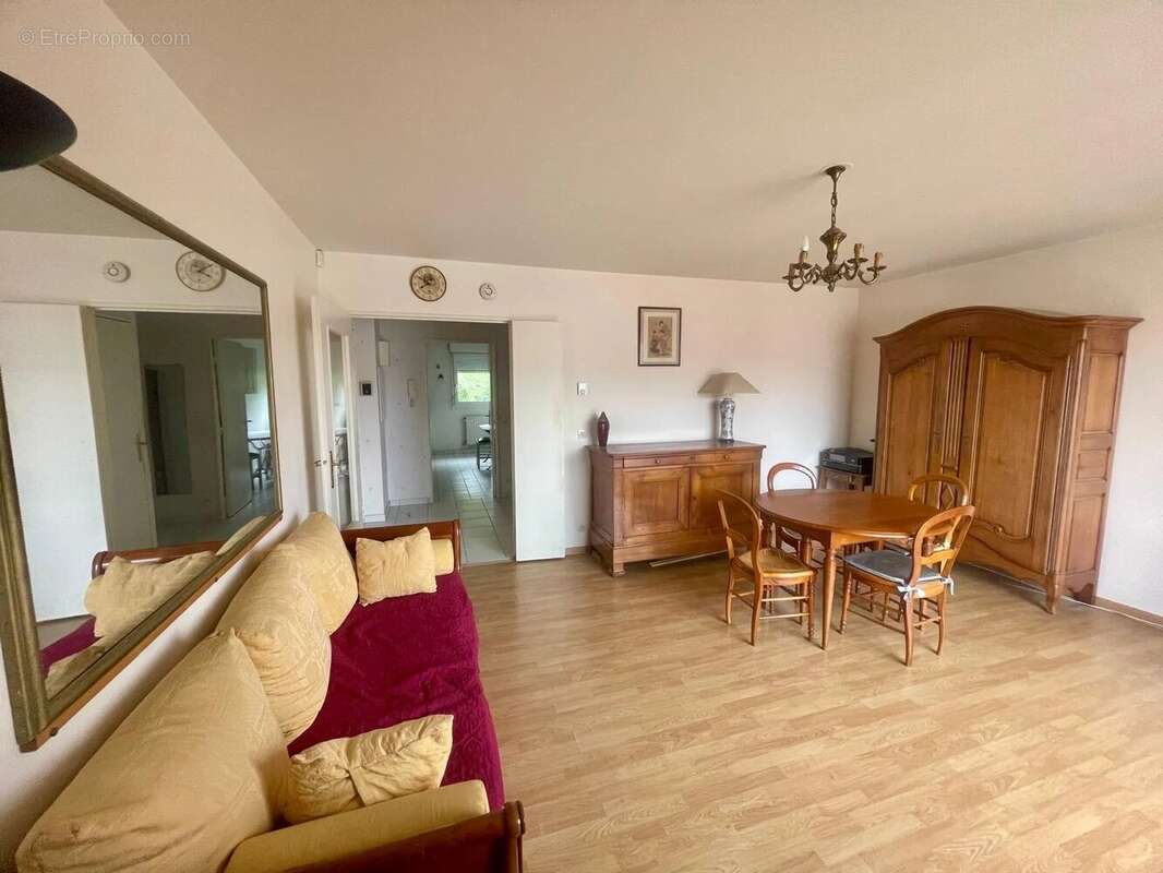 Appartement à GENNEVILLIERS