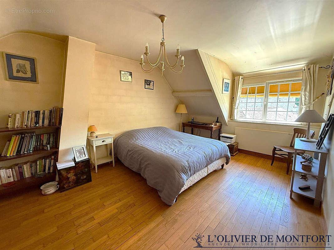 Maison ancienne rénovée de  4 pièce(s) 100 m² au sol - photo 11