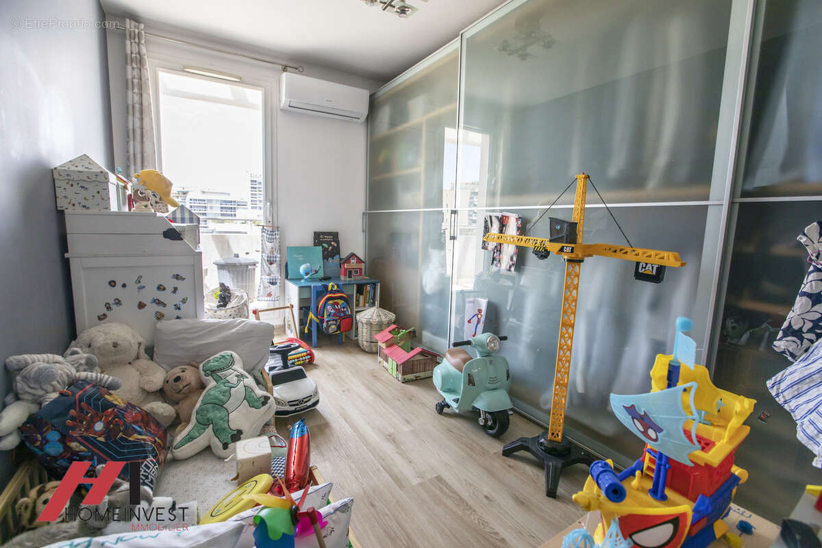 Appartement à MARSEILLE-8E