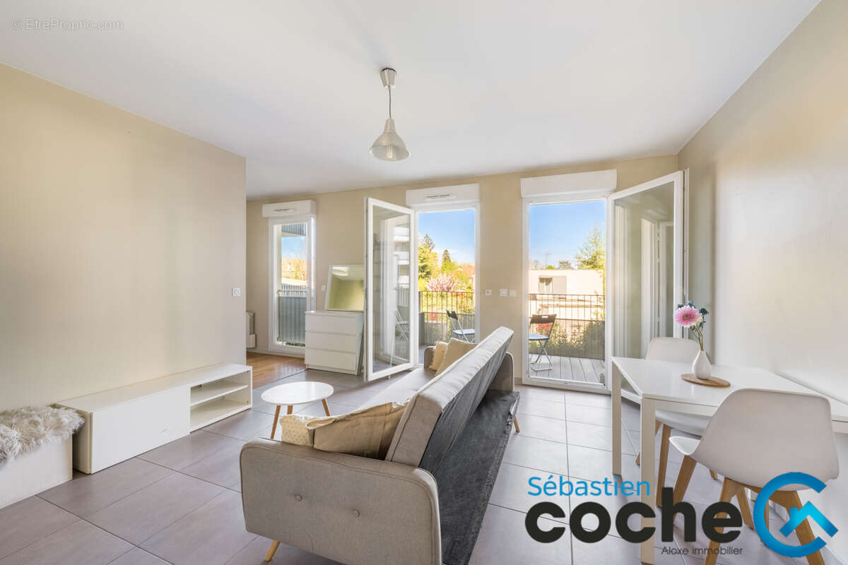 Appartement à BRON