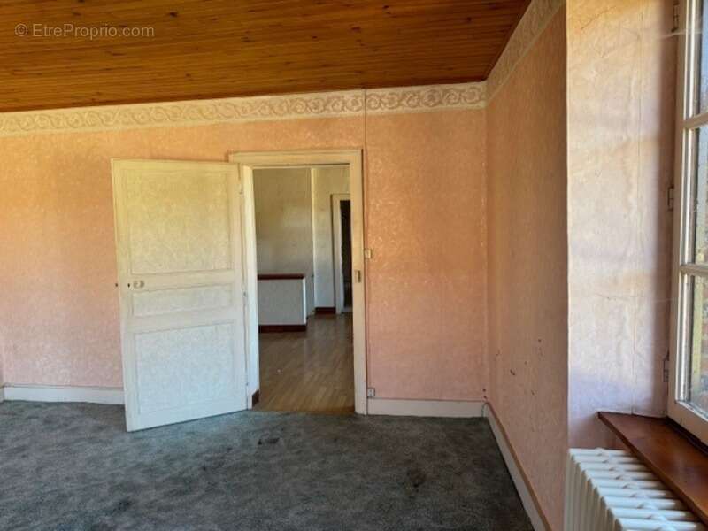 Maison à ARCES-DILO