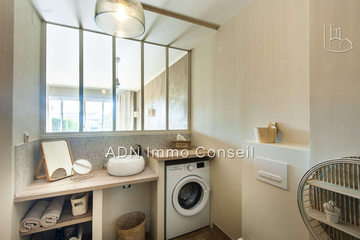 Appartement à MALLEMORT