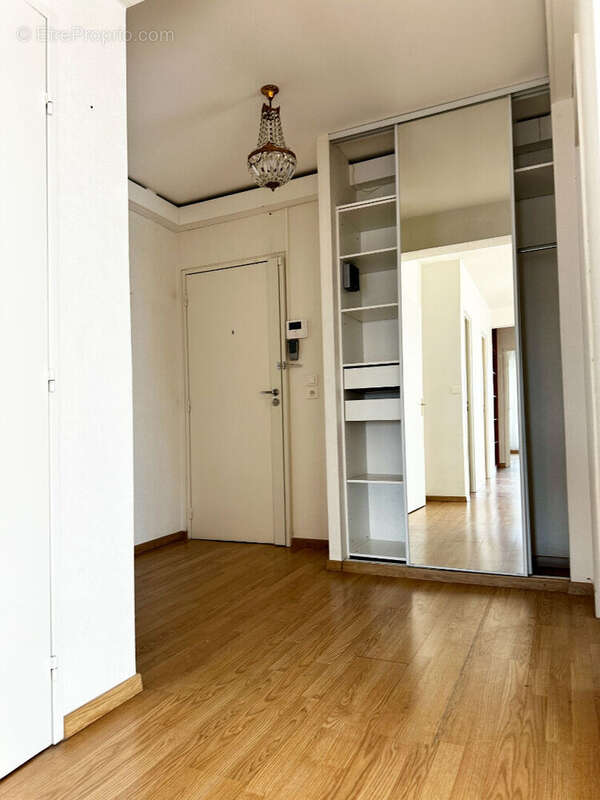 Hypercentre de Nancy - Appartement de 72,5 m² avec parking et cave - photo 10