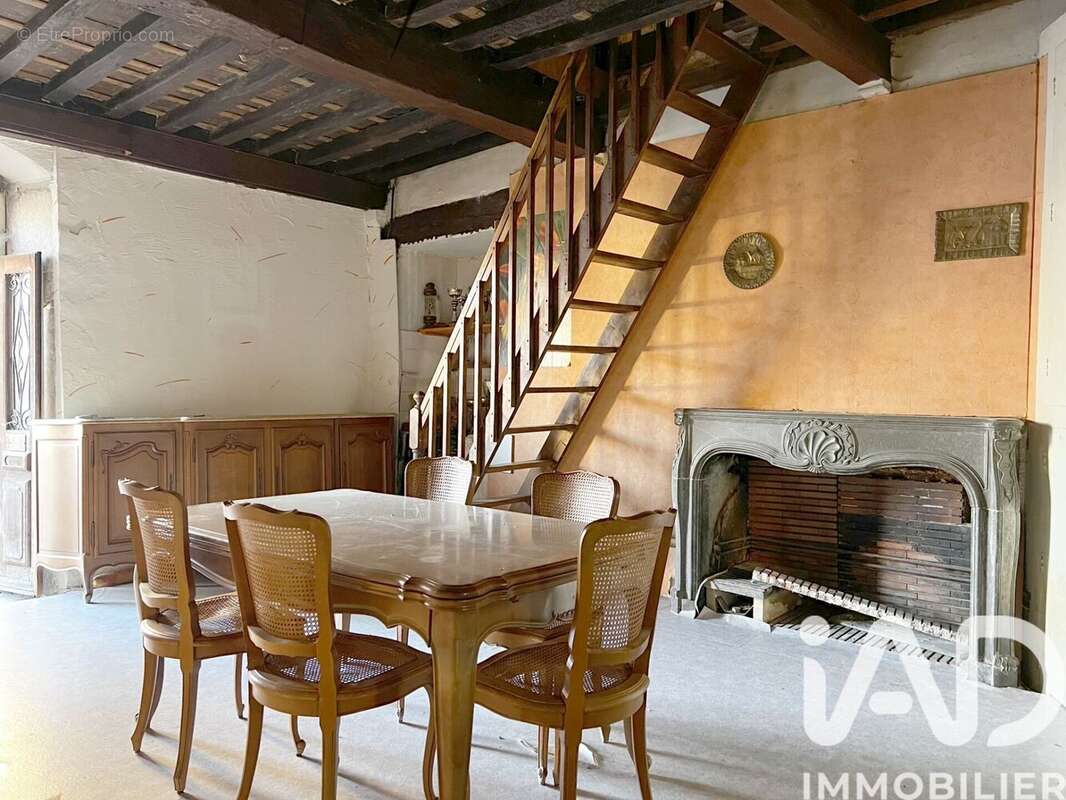 Maison 132 m² à Geneuille  - photo 8
