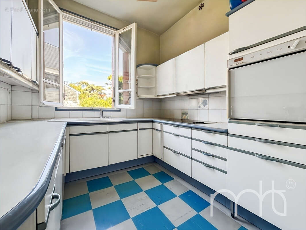 Maison à BOIS-COLOMBES