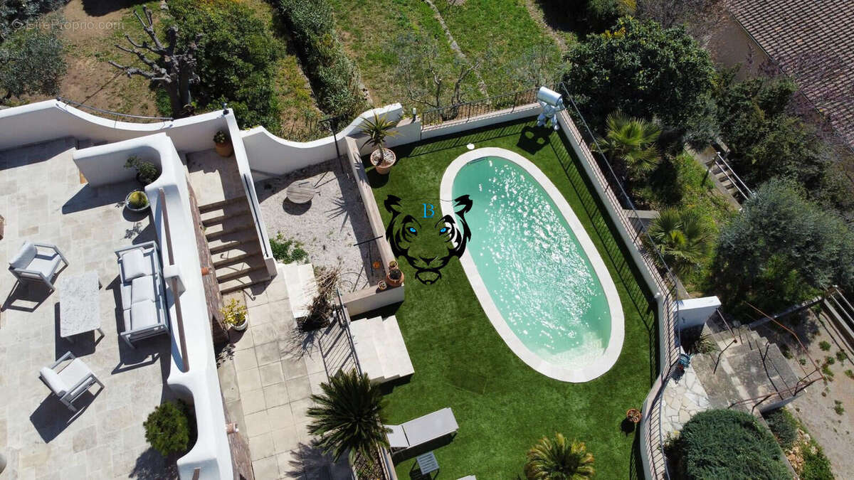 Maison à DRAGUIGNAN