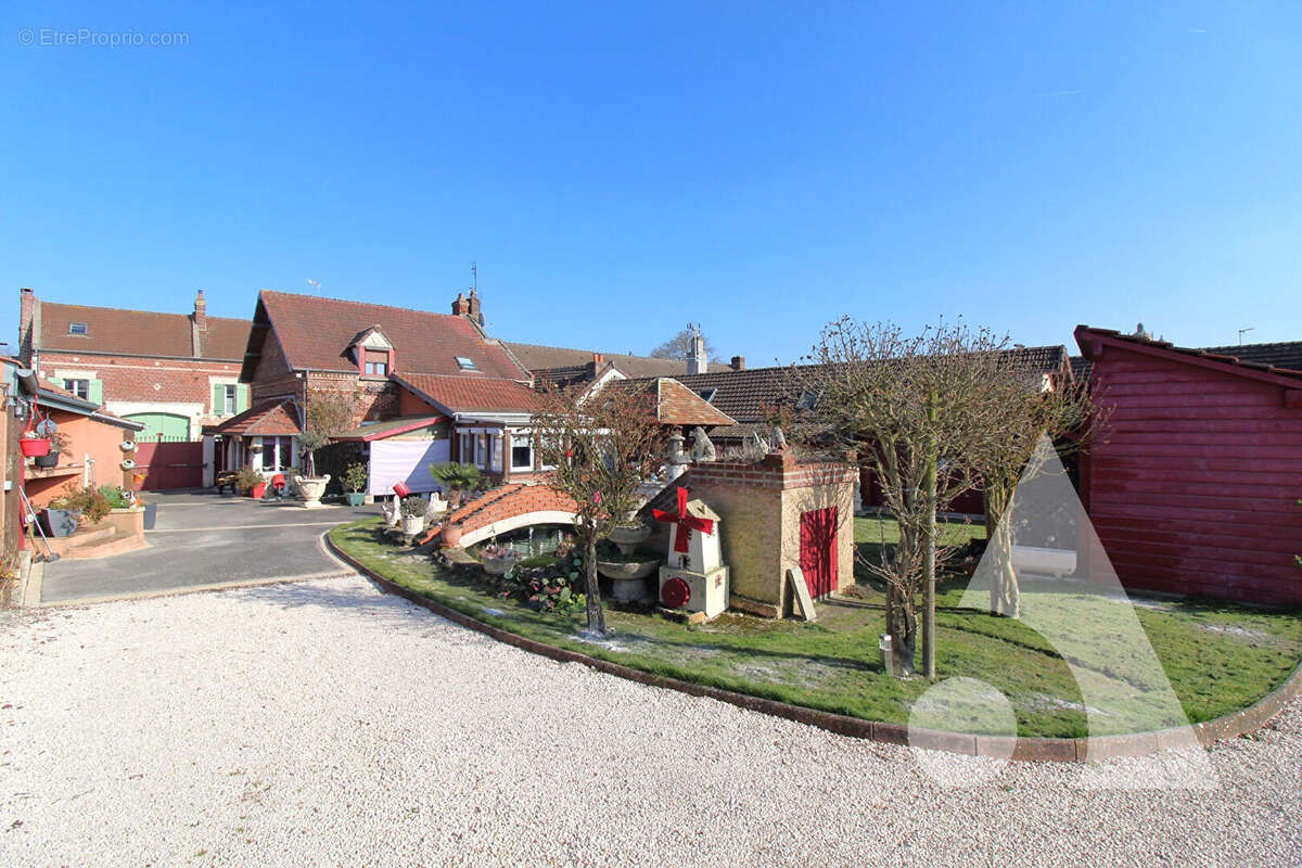 Maison à GRANDFRESNOY